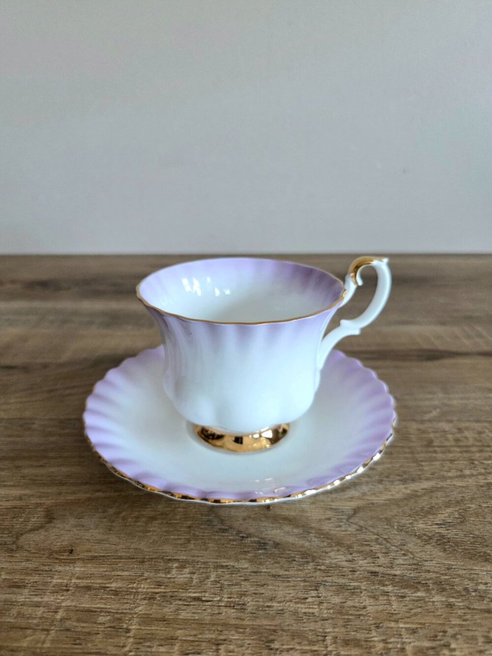 Vintage Royal Albert Bone China England ''Rainbow'' Cup and Saucer - Picture 3 of 8